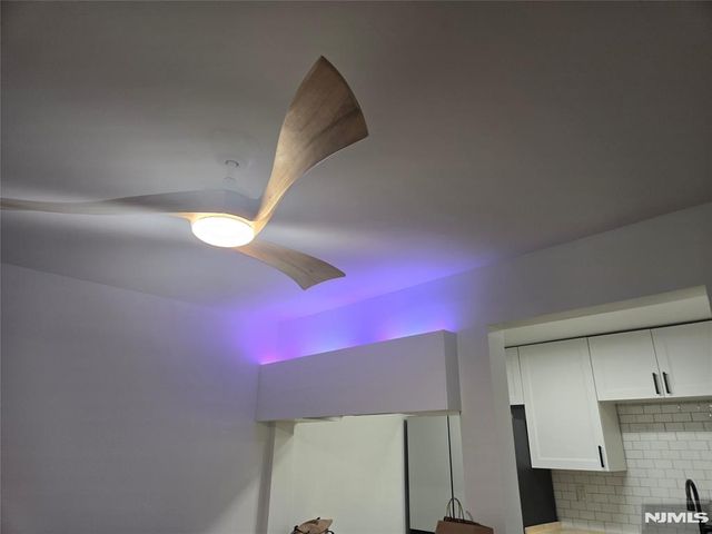 2080 Drake Court, Mahwah, NJ 07430