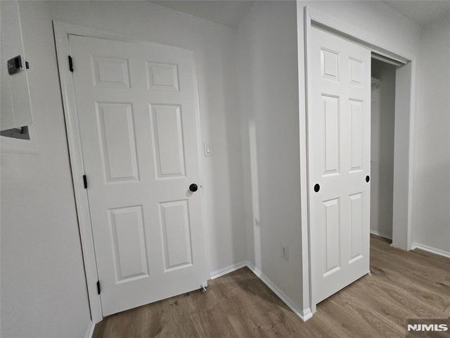 2080 Drake Court, Mahwah, NJ 07430