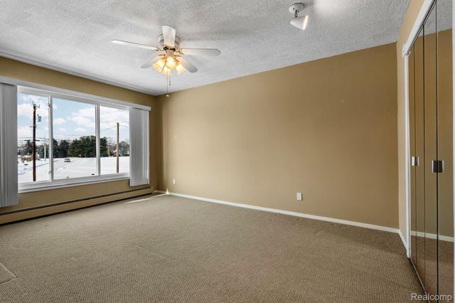 27094 Sandy Hill Ln 24, Lyon Charter Township, MI 48165