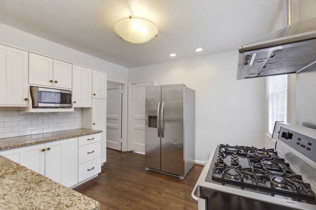 2106 Sharondale Dr, Nashville, TN 37215