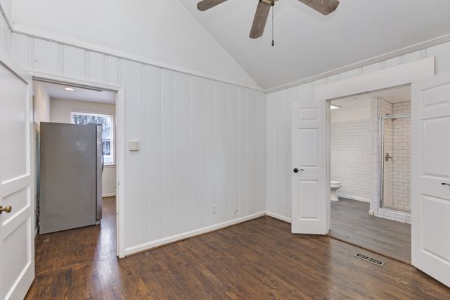 2106 Sharondale Dr, Nashville, TN 37215