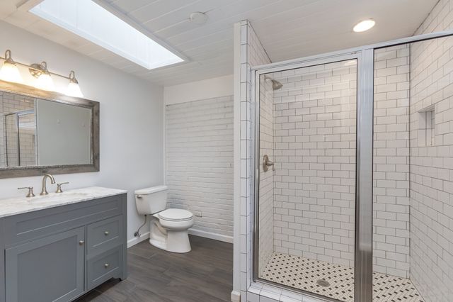 2106 Sharondale Dr, Nashville, TN 37215