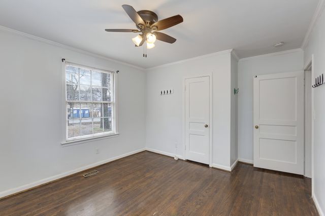 2106 Sharondale Dr, Nashville, TN 37215