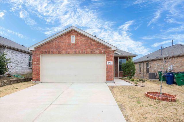2723 Blackbuck Court, Crandall, TX 75114