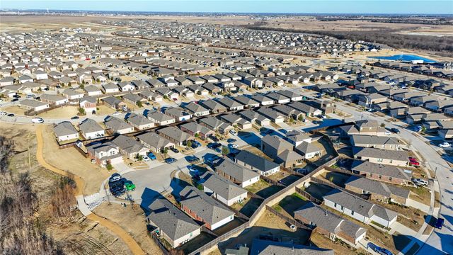 2723 Blackbuck Court, Crandall, TX 75114