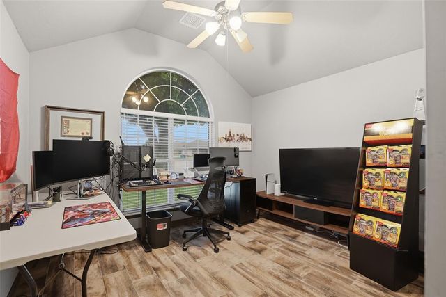 7412 Stinchcomb Drive, Oklahoma City, OK 73132