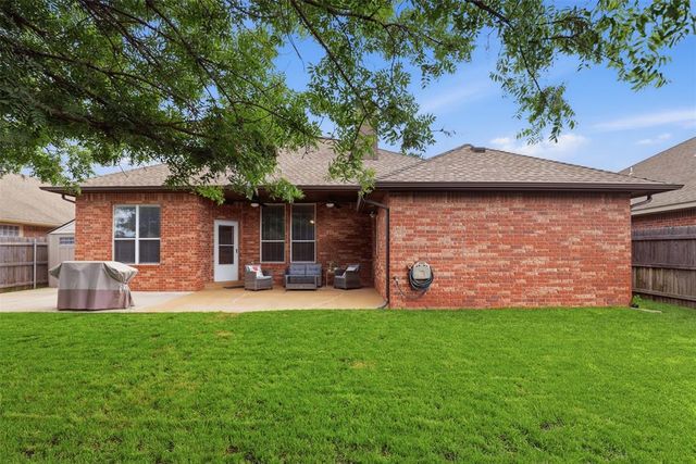 7412 Stinchcomb Drive, Oklahoma City, OK 73132