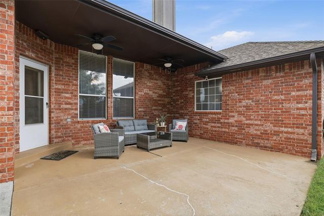7412 Stinchcomb Drive, Oklahoma City, OK 73132