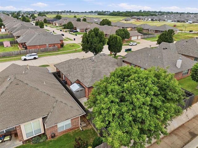 7412 Stinchcomb Drive, Oklahoma City, OK 73132
