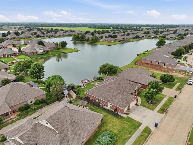 7412 Stinchcomb Drive, Oklahoma City, OK 73132