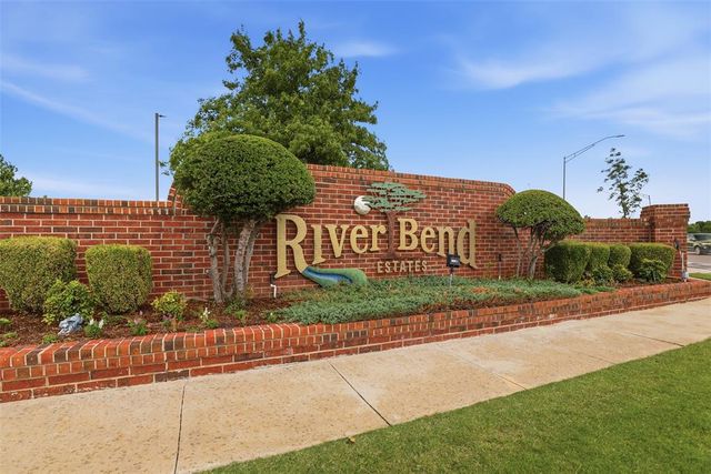 7412 Stinchcomb Drive, Oklahoma City, OK 73132