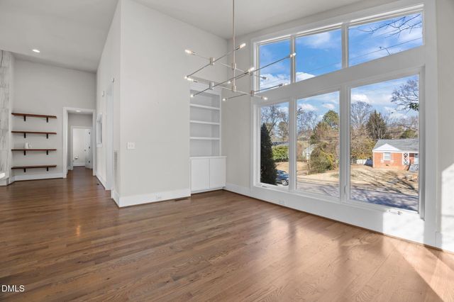 817 N King Charles Road, Raleigh, NC 27610