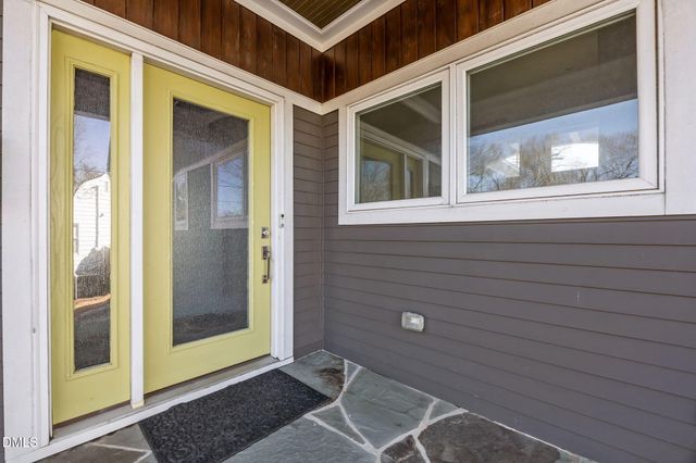 817 N King Charles Road, Raleigh, NC 27610