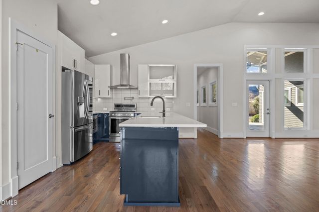 817 N King Charles Road, Raleigh, NC 27610