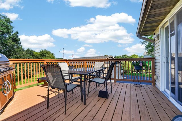 24450 Fallbrook Avenue, Forest Lake, MN 55025
