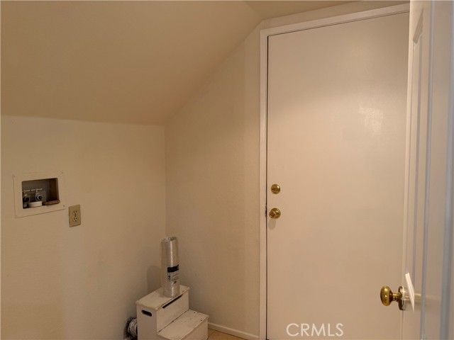 2421 Mangular, Corona, CA 92882