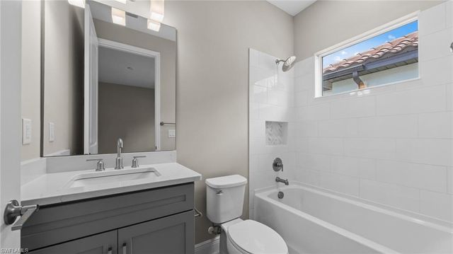 3099 Heritage Pines DR, Fort Myers, FL 33905