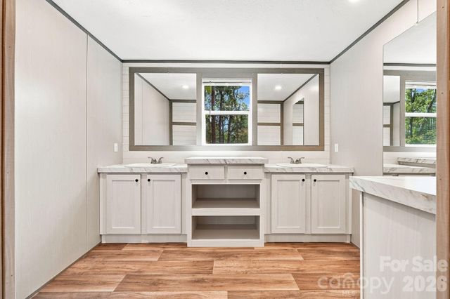 93 Foxcroft Lane, Flat Rock, NC 28792