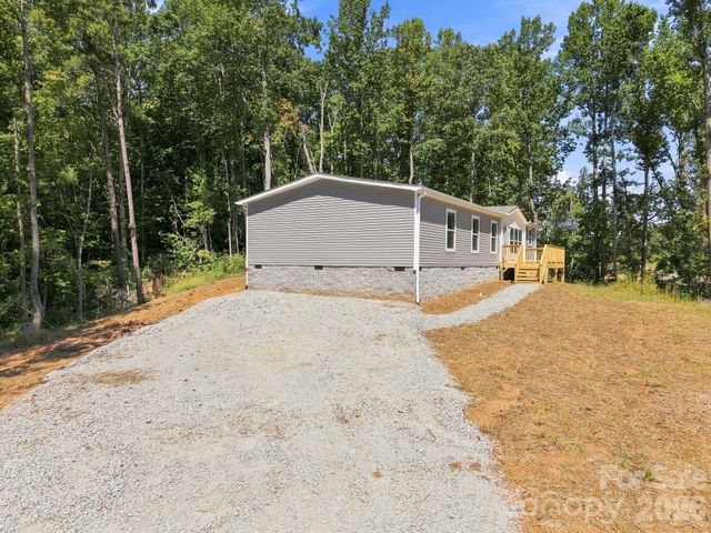 93 Foxcroft Lane, Flat Rock, NC 28792