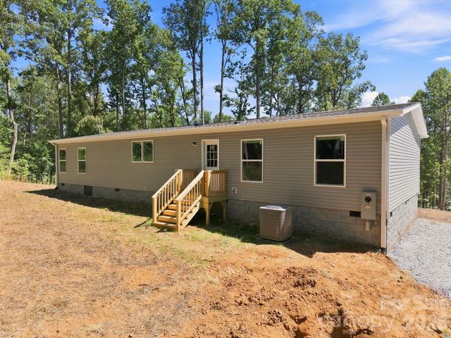 93 Foxcroft Lane, Flat Rock, NC 28792