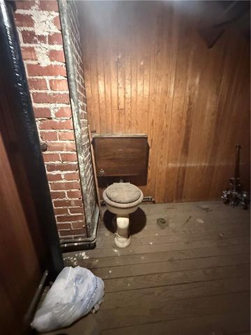 215 S 5th Street, Independence, KS 67301