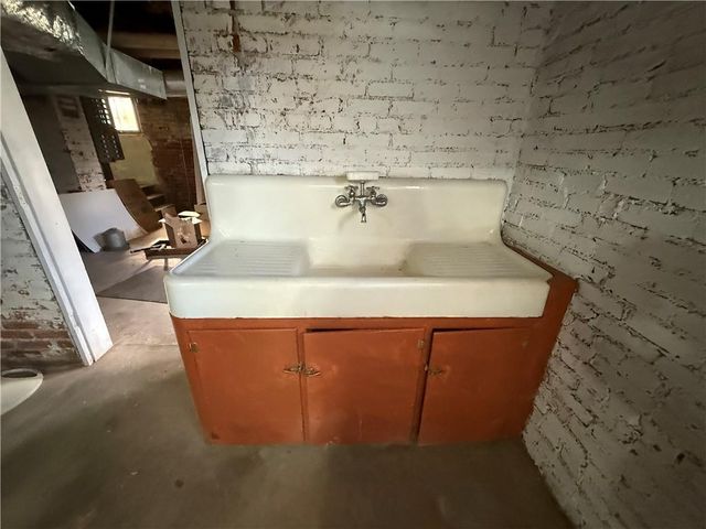 215 S 5th Street, Independence, KS 67301