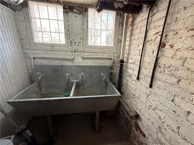 215 S 5th Street, Independence, KS 67301