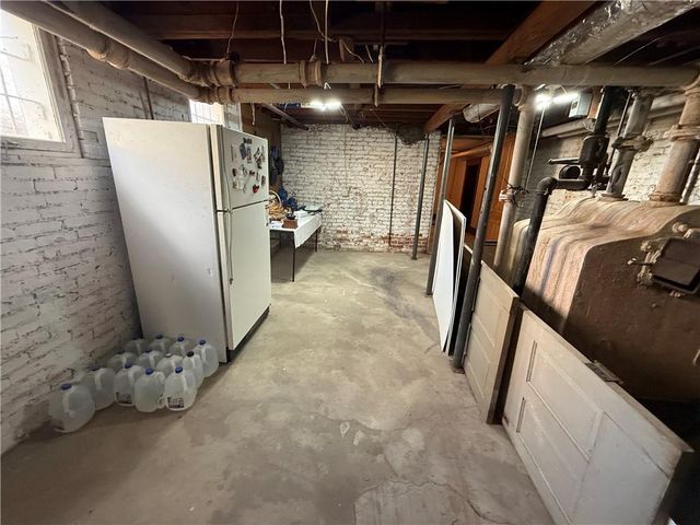 215 S 5th Street, Independence, KS 67301