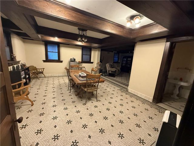 215 S 5th Street, Independence, KS 67301