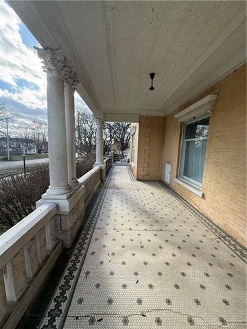 215 S 5th Street, Independence, KS 67301