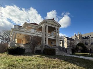 215 S 5th Street, Independence, KS 67301