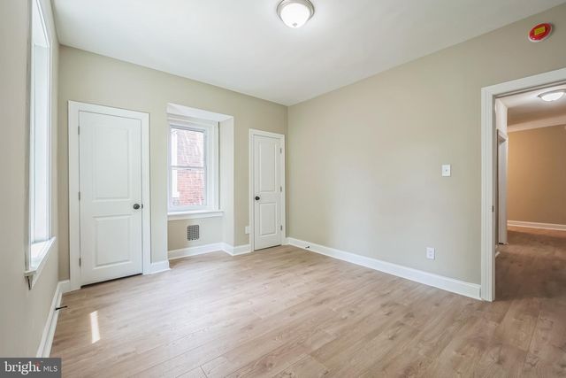 1220 S 52ND ST, Philadelphia, PA 19143