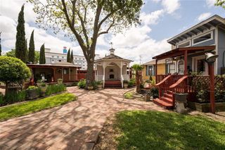 507 8th Street, Kemah, TX 77565