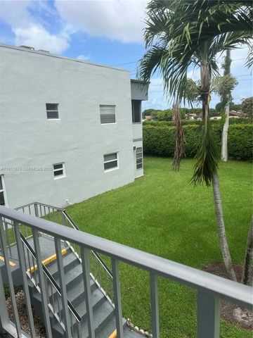 720 Burgundy O 720, Delray Beach, FL 33484