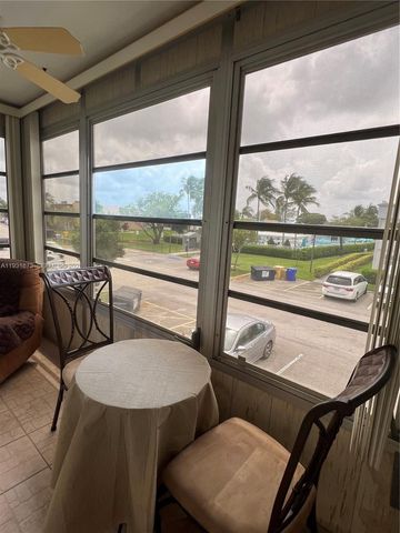 720 Burgundy O 720, Delray Beach, FL 33484