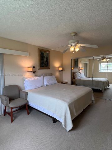 720 Burgundy O 720, Delray Beach, FL 33484