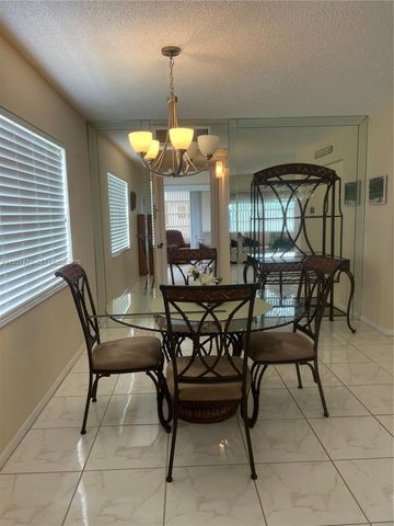720 Burgundy O 720, Delray Beach, FL 33484