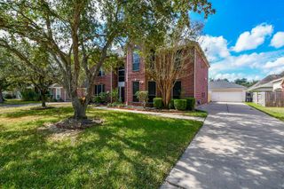 2602 Sunday House Court, Pearland, TX 77584