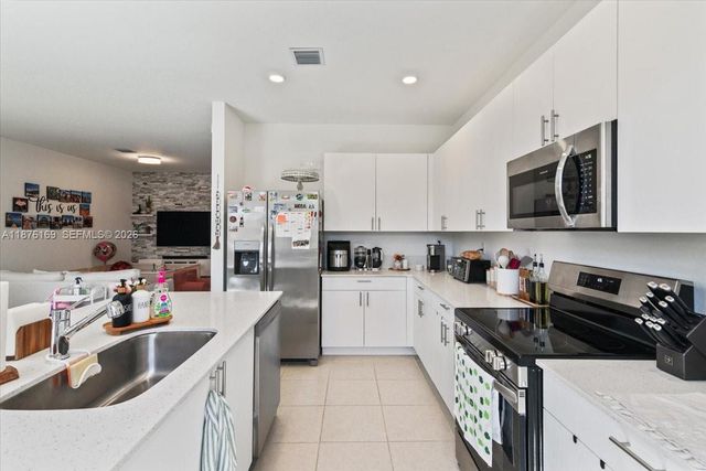 13378 SW 287th Ter 13378, Homestead, FL 33033