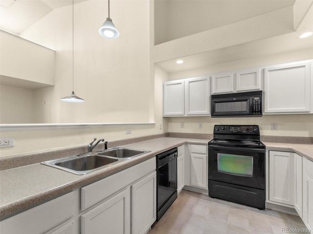 5800 Tower Rd 406, Denver, CO 80249