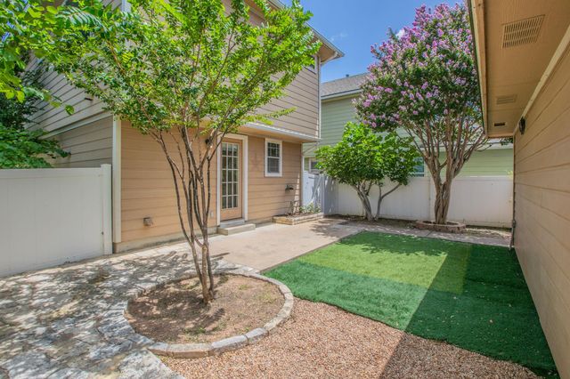 824 Palo Duro DR, Cedar Park, TX 78613