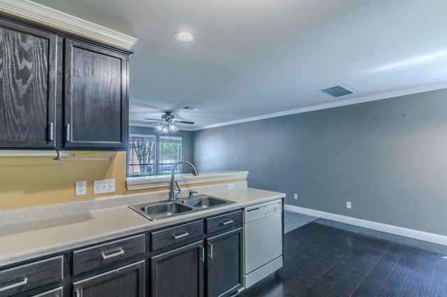 824 Palo Duro DR, Cedar Park, TX 78613