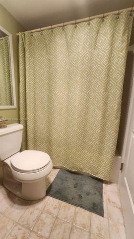 60 Markham C 60, Deerfield Beach, FL 33442