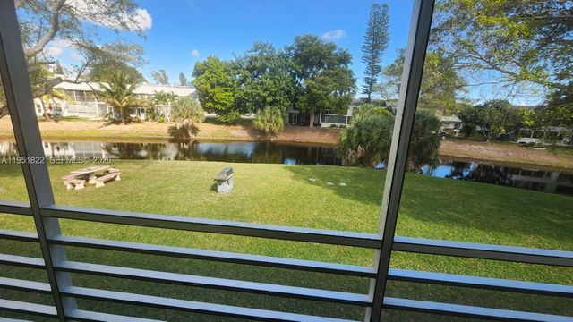 60 Markham C 60, Deerfield Beach, FL 33442