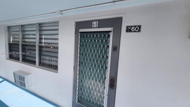 60 Markham C 60, Deerfield Beach, FL 33442