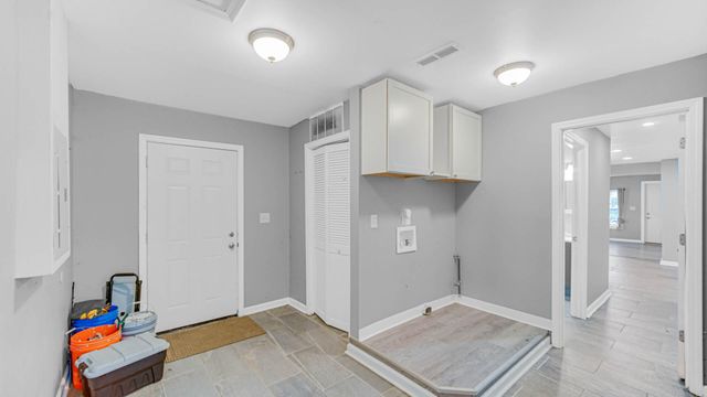 1977 W 47th Avenue, Gary, IN 46408