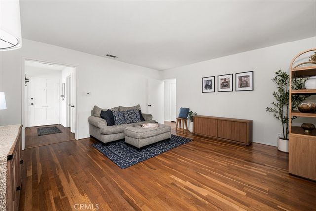 6571 E Brittain, Long Beach, CA 90808