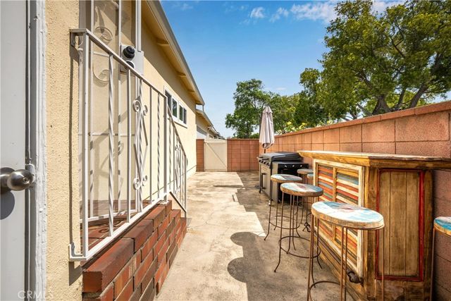 6571 E Brittain, Long Beach, CA 90808