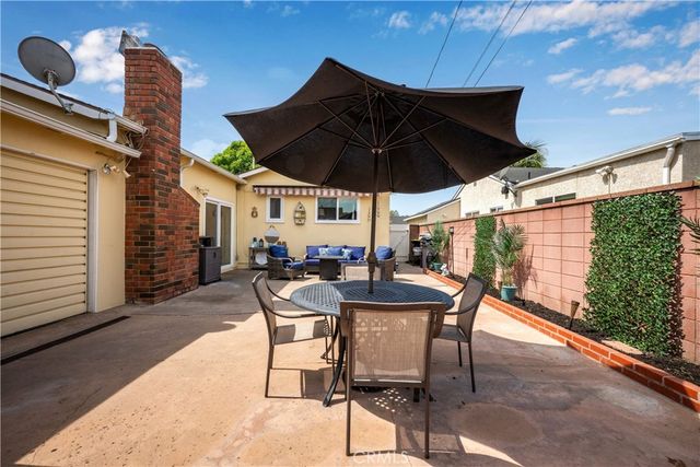 6571 E Brittain, Long Beach, CA 90808