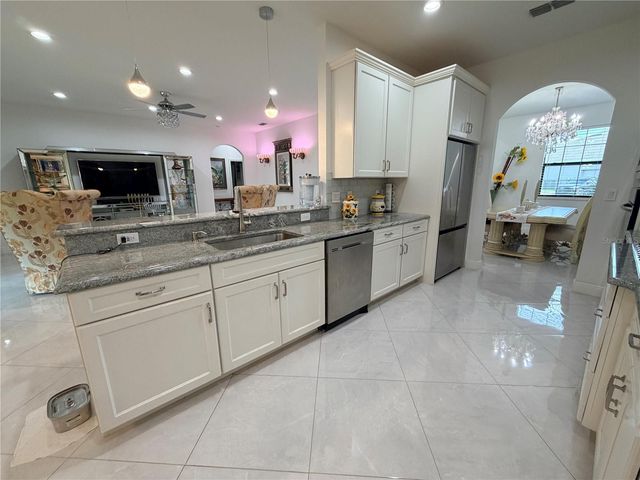 1876 CREEKS VISTA BOULEVARD, Lakeland, FL 33810